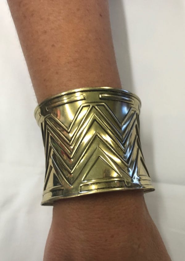 Wrist Cuff Metal Gold - Embossed ( 1 Only )